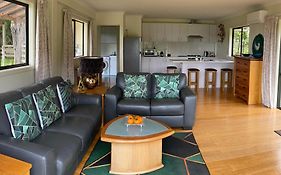 Kohinui Glade Holiday Cottage